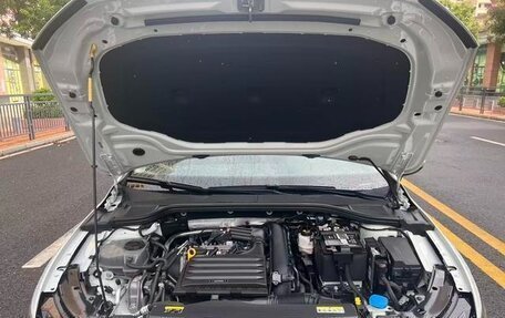 Volkswagen Golf VIII, 2022 год, 1 750 069 рублей, 3 фотография