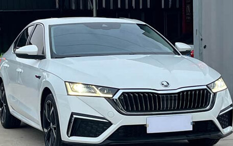 Skoda Octavia IV, 2022 год, 1 920 000 рублей, 5 фотография