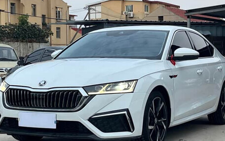 Skoda Octavia IV, 2022 год, 1 920 000 рублей, 1 фотография