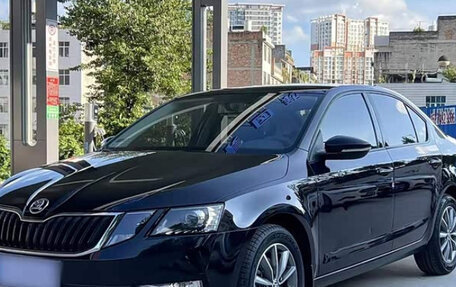 Skoda Octavia IV, 2022 год, 1 500 000 рублей, 4 фотография