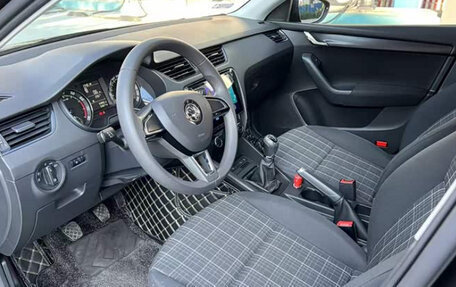 Skoda Octavia IV, 2022 год, 1 500 000 рублей, 10 фотография