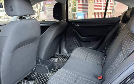 Skoda Octavia IV, 2022 год, 1 500 000 рублей, 9 фотография