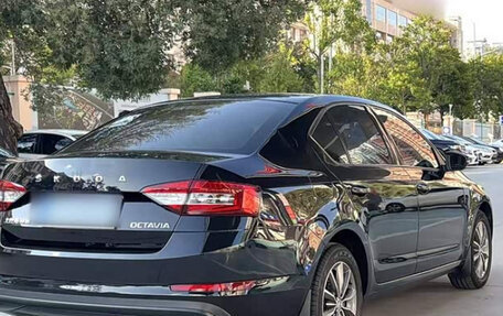 Skoda Octavia IV, 2022 год, 1 500 000 рублей, 6 фотография