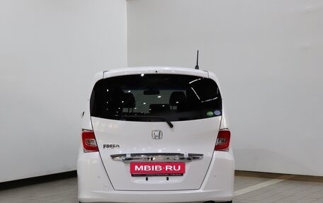 Honda Freed I, 2016 год, 1 375 000 рублей, 6 фотография