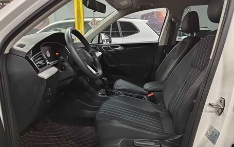 Volkswagen Tiguan II, 2022 год, 2 680 000 рублей, 7 фотография