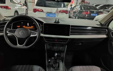 Volkswagen Tiguan II, 2022 год, 2 680 000 рублей, 11 фотография