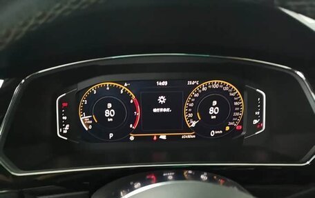 Volkswagen Tiguan II, 2022 год, 2 986 000 рублей, 15 фотография