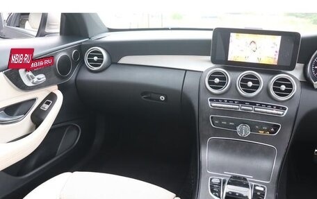 Mercedes-Benz C-Класс, 2018 год, 1 834 555 рублей, 14 фотография