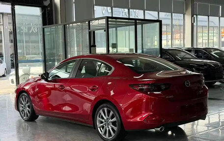 Mazda 3, 2022 год, 1 425 000 рублей, 4 фотография