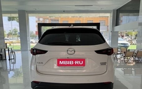 Mazda CX-5 II, 2023 год, 2 330 000 рублей, 10 фотография