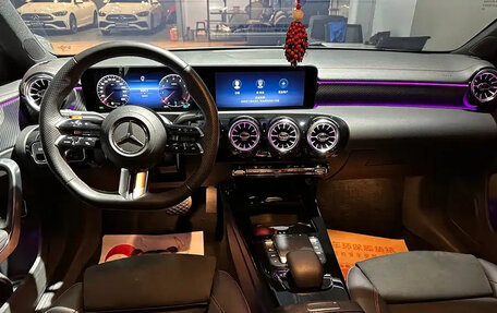 Mercedes-Benz A-Класс, 2022 год, 1 520 000 рублей, 10 фотография