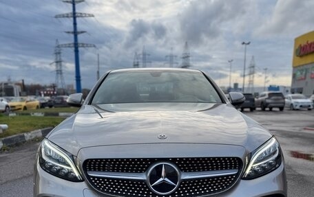 Mercedes-Benz C-Класс, 2019 год, 3 150 000 рублей, 1 фотография