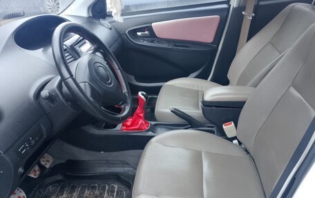Geely MK Cross I, 2011 год, 250 000 рублей, 16 фотография