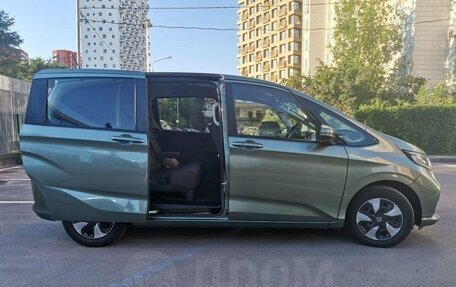 Honda Freed II, 2024 год, 2 277 000 рублей, 7 фотография
