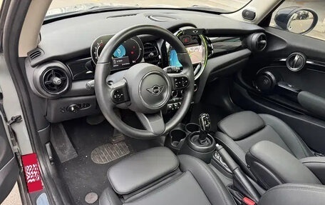 MINI Hatch, 2022 год, 1 850 000 рублей, 10 фотография