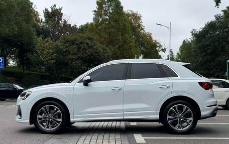 Audi Q3, 2021 год, 2 400 000 рублей, 7 фотография