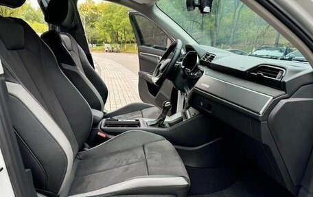 Audi Q3, 2021 год, 2 400 000 рублей, 13 фотография