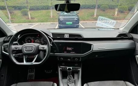 Audi Q3, 2021 год, 2 400 000 рублей, 9 фотография