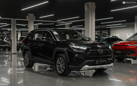 Toyota RAV4, 2025 год, 4 300 000 рублей, 2 фотография