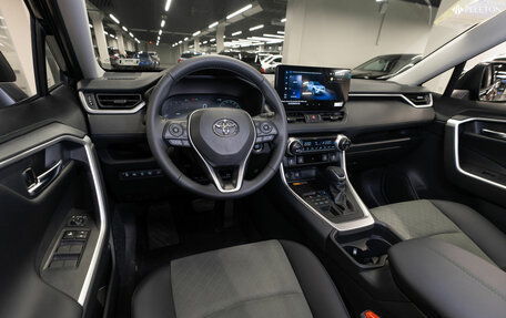 Toyota RAV4, 2025 год, 4 300 000 рублей, 7 фотография