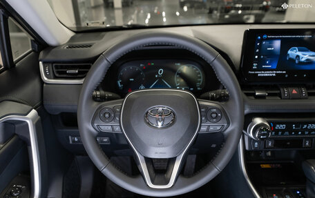 Toyota RAV4, 2025 год, 4 300 000 рублей, 11 фотография