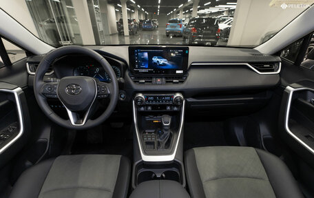 Toyota RAV4, 2025 год, 4 300 000 рублей, 8 фотография