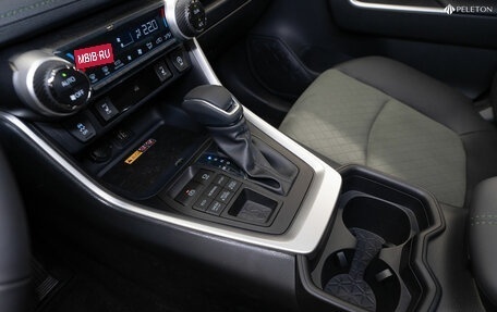 Toyota RAV4, 2025 год, 4 300 000 рублей, 15 фотография