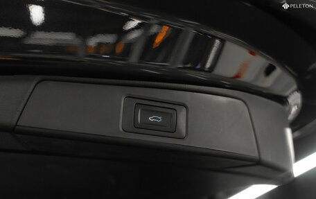 Toyota RAV4, 2025 год, 4 300 000 рублей, 25 фотография