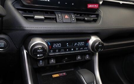 Toyota RAV4, 2025 год, 4 300 000 рублей, 19 фотография