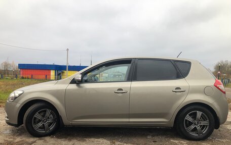 KIA cee'd I рестайлинг, 2010 год, 800 000 рублей, 14 фотография