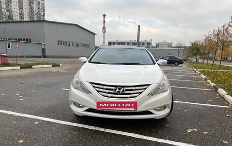 Hyundai Sonata VI, 2010 год, 1 100 000 рублей, 7 фотография