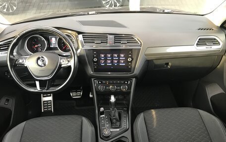 Volkswagen Tiguan II, 2018 год, 2 490 000 рублей, 6 фотография