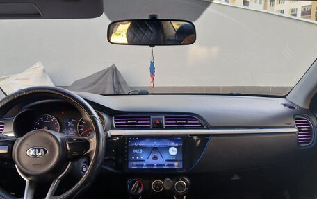 KIA Rio IV, 2017 год, 750 000 рублей, 2 фотография