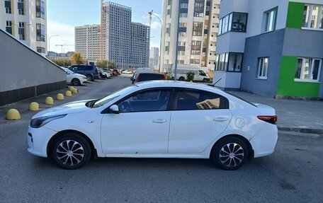 KIA Rio IV, 2017 год, 750 000 рублей, 6 фотография