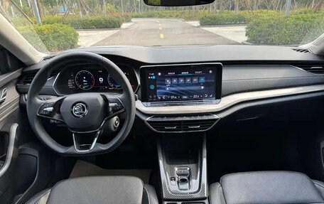 Skoda Octavia IV, 2022 год, 1 530 000 рублей, 10 фотография