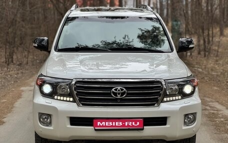 Toyota Land Cruiser 200, 2014 год, 4 390 000 рублей, 1 фотография