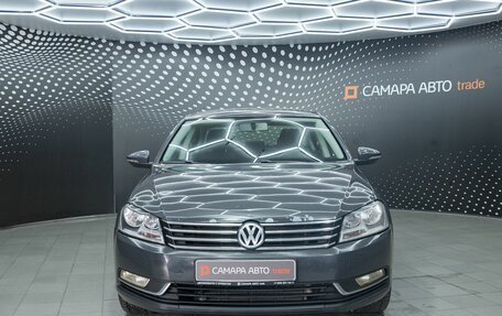 Volkswagen Passat B7, 2011 год, 725 000 рублей, 7 фотография