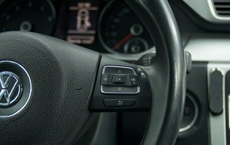 Volkswagen Passat B7, 2011 год, 725 000 рублей, 15 фотография