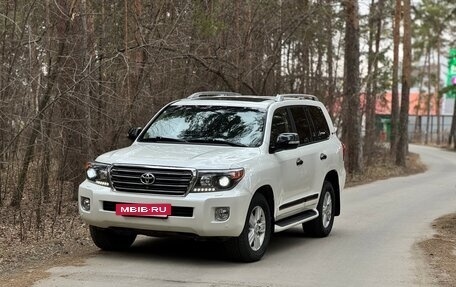 Toyota Land Cruiser 200, 2014 год, 4 390 000 рублей, 3 фотография