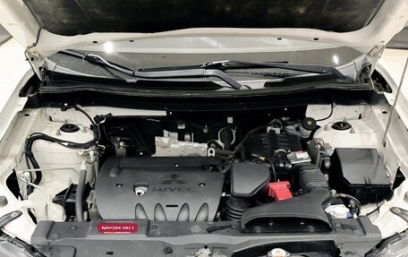 Mitsubishi Outlander III рестайлинг 3, 2013 год, 1 050 000 рублей, 11 фотография