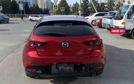 Mazda 3, 2019 год, 1 700 000 рублей, 2 фотография