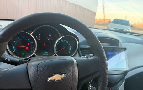 Chevrolet Cruze II, 2011 год, 515 000 рублей, 13 фотография