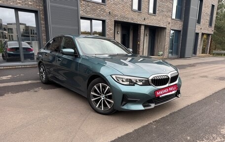 BMW 3 серия, 2021 год, 3 500 000 рублей, 3 фотография