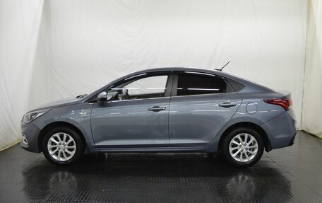 Hyundai Solaris II рестайлинг, 2018 год, 1 050 000 рублей, 8 фотография