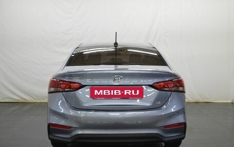 Hyundai Solaris II рестайлинг, 2018 год, 1 050 000 рублей, 6 фотография