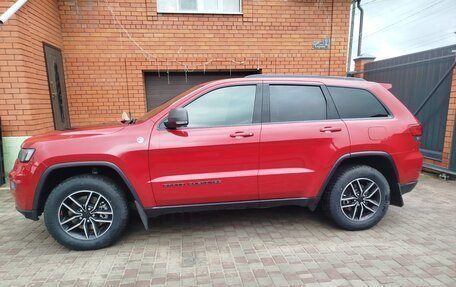 Jeep Grand Cherokee, 2019 год, 4 100 000 рублей, 6 фотография