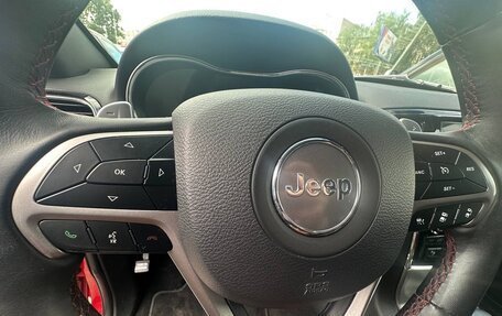 Jeep Grand Cherokee, 2019 год, 4 100 000 рублей, 14 фотография