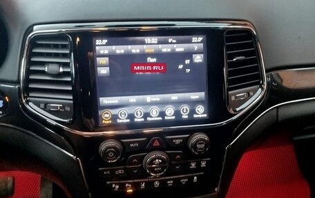 Jeep Grand Cherokee, 2019 год, 4 100 000 рублей, 9 фотография