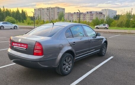 Skoda Superb III рестайлинг, 2005 год, 620 000 рублей, 3 фотография