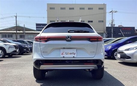 Honda Vezel, 2022 год, 1 880 001 рублей, 4 фотография